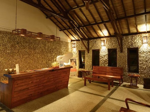 Cocotinos Sekotong Resort Front Desk | Eko Divers